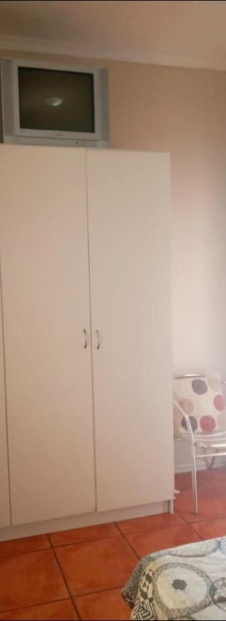 Glen Lilly Self Catering Apartment Пароу Екстериор снимка