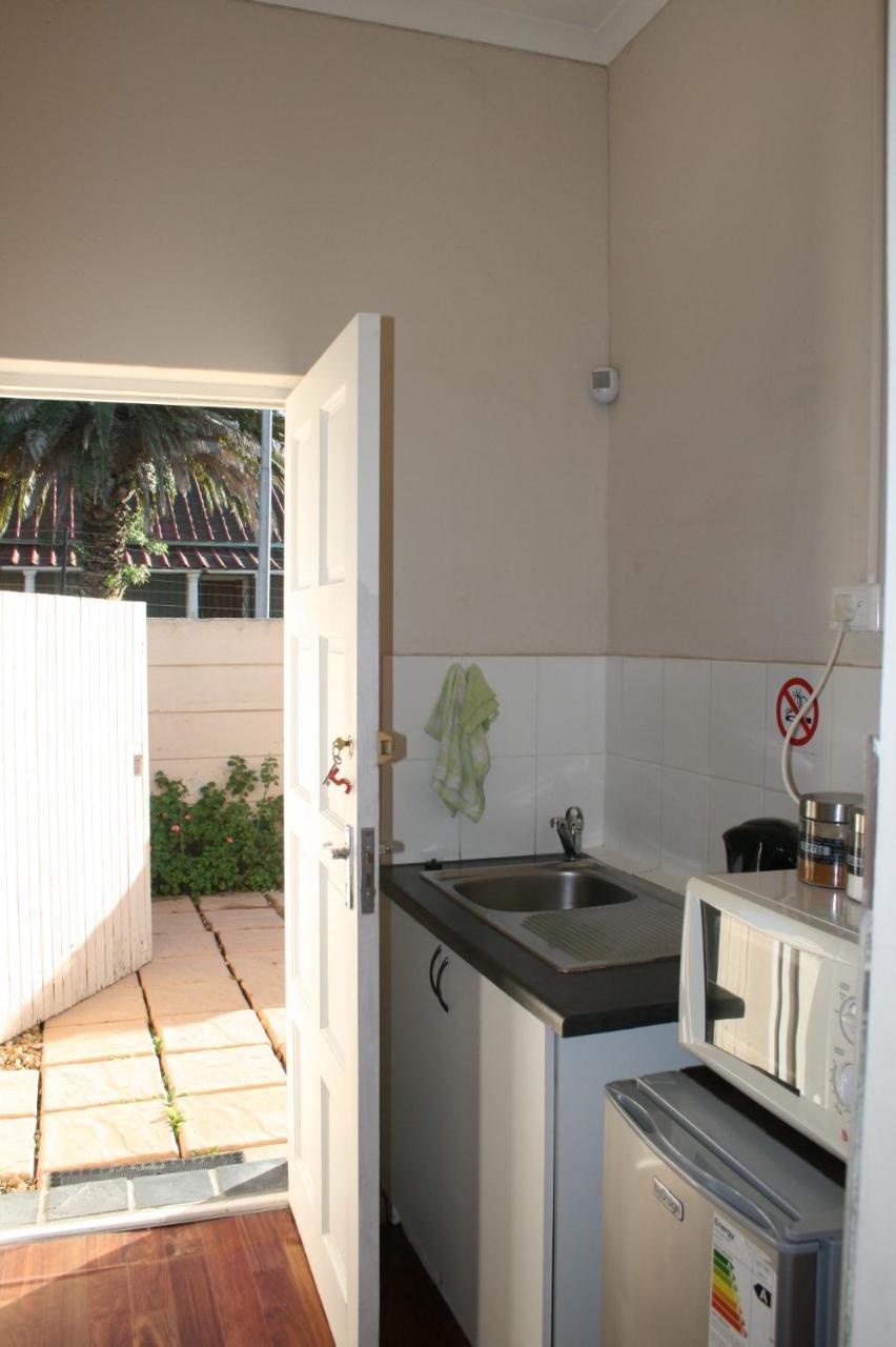 Glen Lilly Self Catering Apartment Пароу Екстериор снимка
